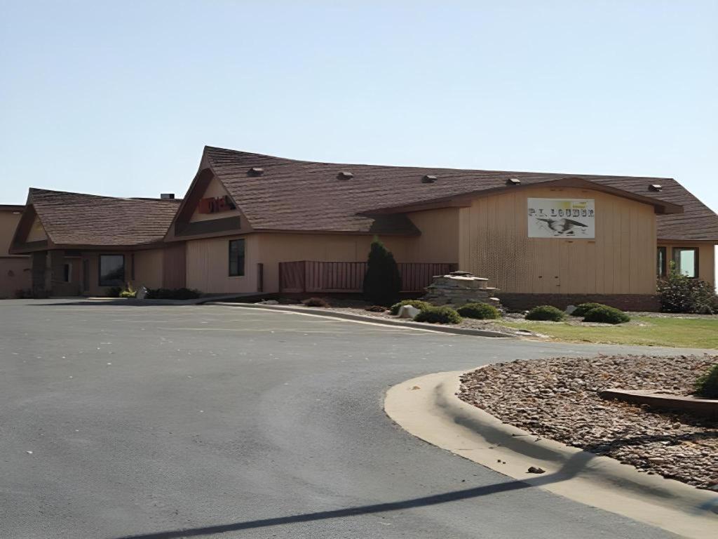 爱荷华城地区/西布兰奇戴斯酒店 West Branch 外观 照片